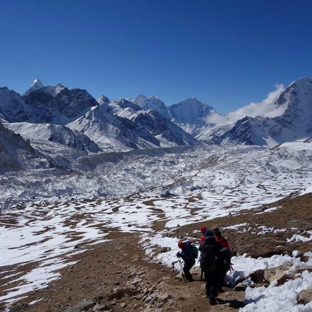 Everest 3 High Passes